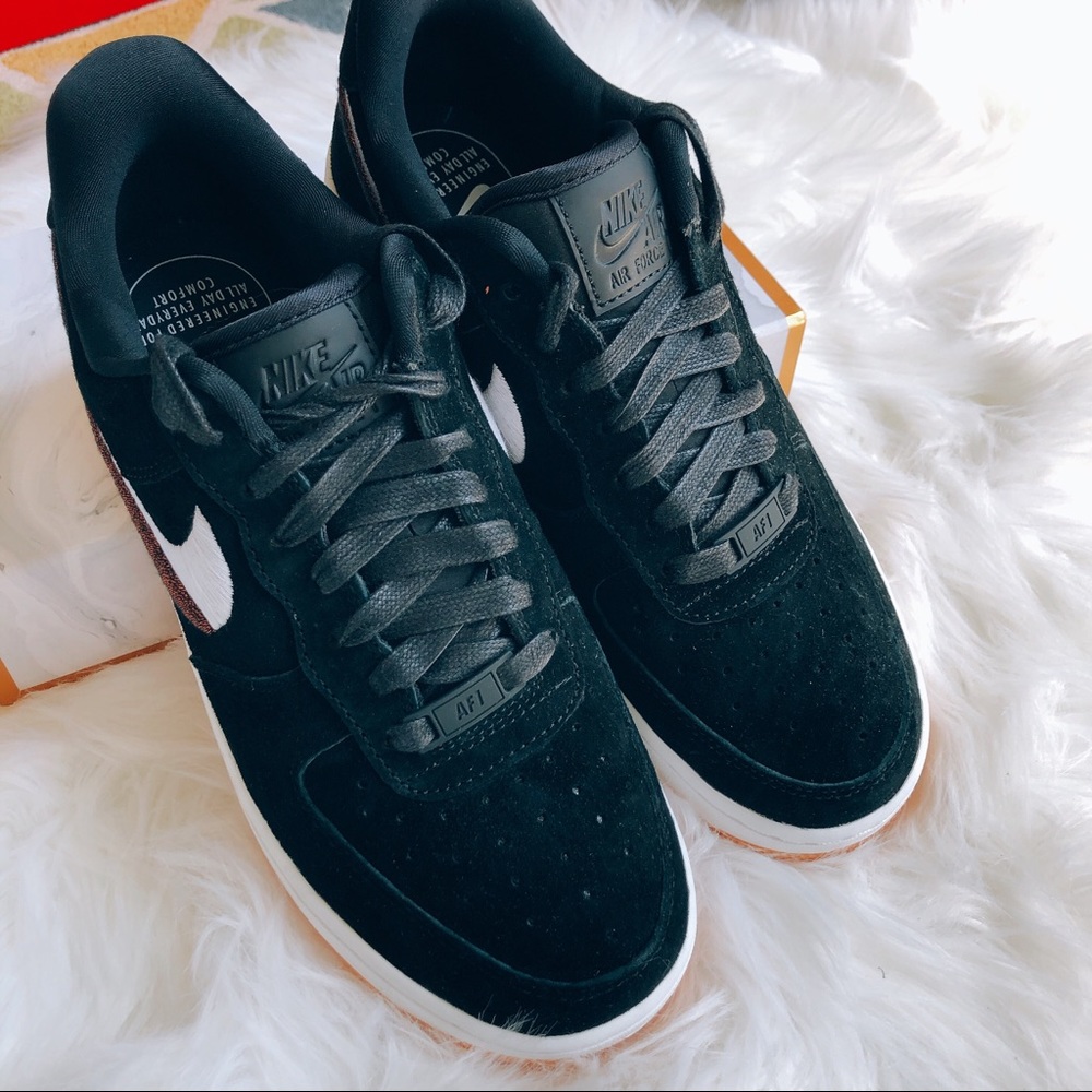 Air Force 1 LX - Picture 8 of 8